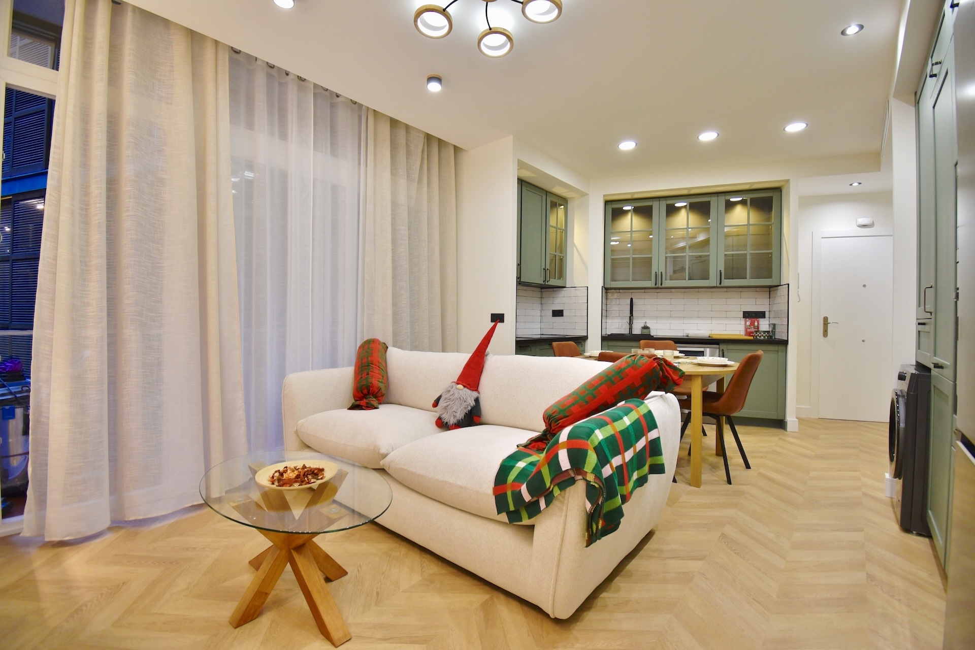 Reforma integral en Madrid con diseño moderno y acabados de alta calidad