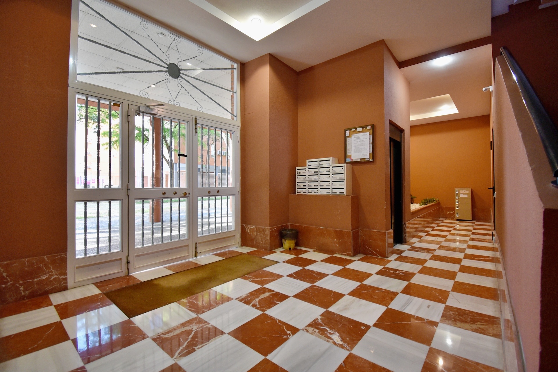 Vivienda Reformada Torrejon 50 Piso reformado en Torrejón Fernando Magallanes — reforma integral